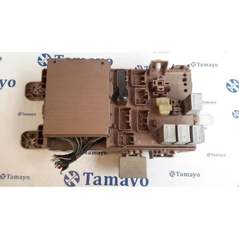Recambio de caja reles / fusibles para toyota corolla (e12) 1.8 16v cat referencia OEM IAM 8264102040  MB2323008521