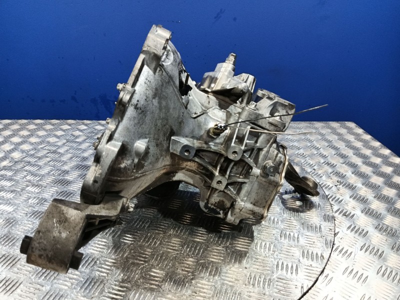 Recambio de caja cambios para opel corsa c corsa c referencia OEM IAM A16522F17W355  12992510