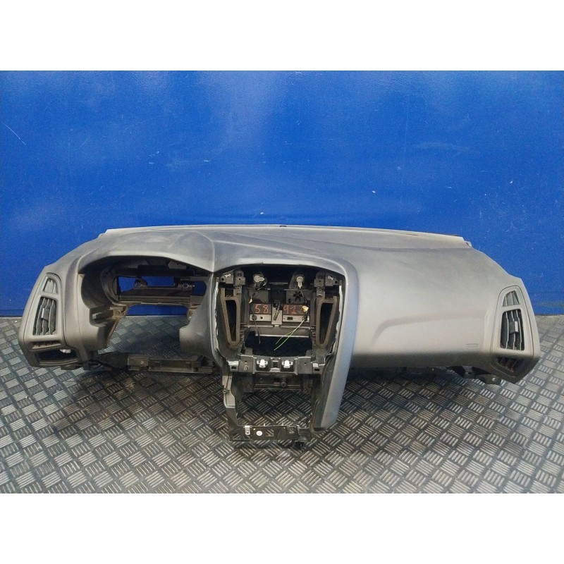 Recambio de salpicadero para ford focus (2014-2018) iii 1.5 tdci referencia OEM IAM VPBM5XA04320A 621747600E BM51A018W18