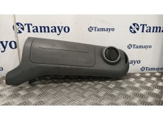 Recambio de moldura para citroën berlingo referencia OEM IAM 9681842777  