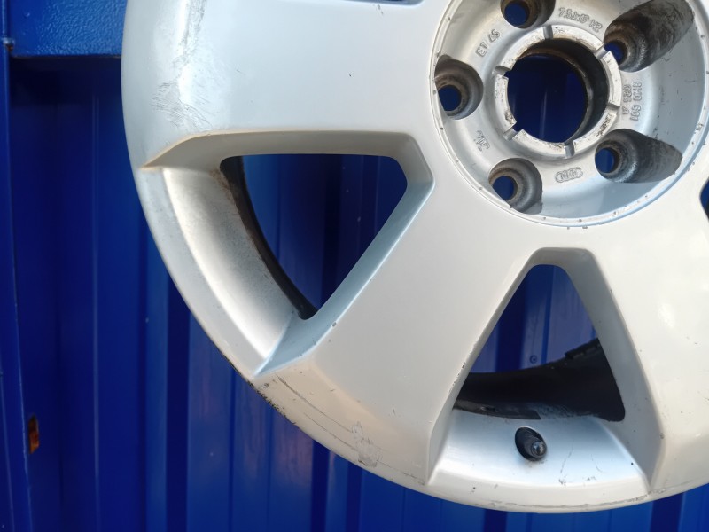 Recambio de llanta para » otros... modelos referencia OEM IAM 8H0601025A  