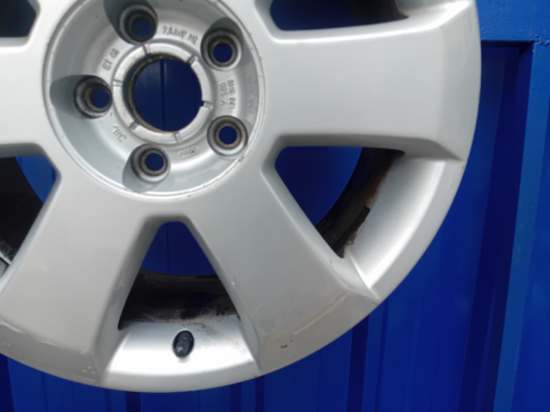 Recambio de llanta para » otros... modelos referencia OEM IAM 8H0601025A  