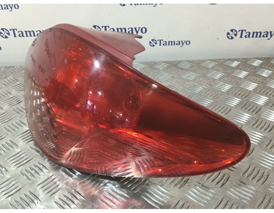 Recambio de piloto trasero derecho para peugeot 207/207+ (wa_, wc_) 1.4 16v referencia OEM IAM 6351Y7  VP5PFX13N004AA