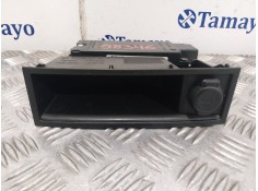 Recambio de moldura para peugeot partner kombi referencia OEM IAM 9688592177  