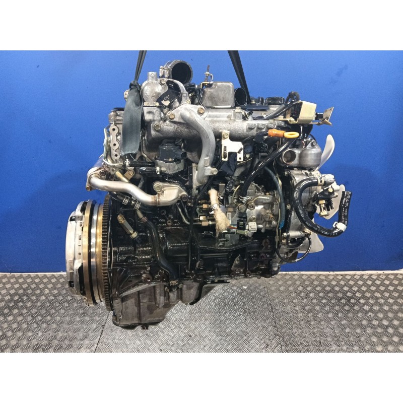 Recambio de motor completo para nissan patrol gr v wagon (y61) 3.0 dti referencia OEM IAM ZD30  