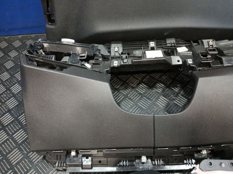 Recambio de kit airbag para bmw 2 active tourer (u06) 220i mild hybrid referencia OEM IAM 72129495153 0589P10021 32309496573
