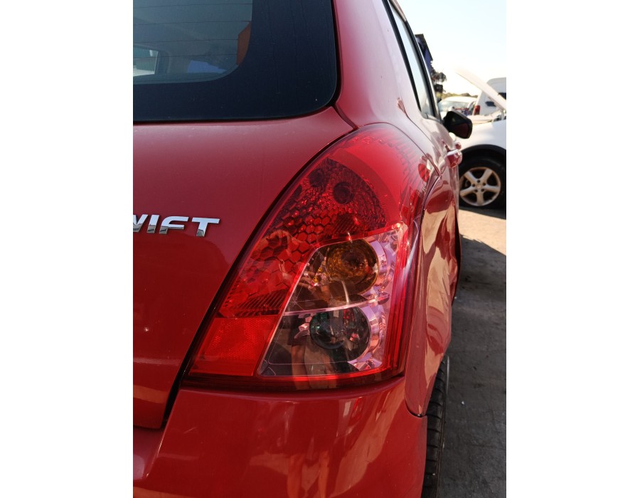Recambio de piloto trasero derecho para suzuki swift iii (mz, ez) 1.3 (rs 413) referencia OEM IAM 98087  
