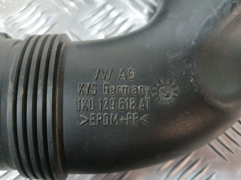 Recambio de tubo para volkswagen passat alltrack b7 (365) 2.0 tdi 4motion referencia OEM IAM 1K0129618AT  