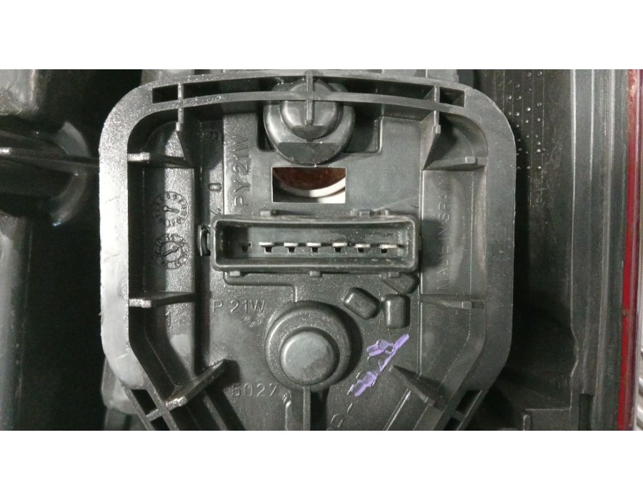 Recambio de piloto trasero izquierdo para peugeot partner monospace (5_, g_) 1.9 d referencia OEM IAM 085521924l  085521925LB