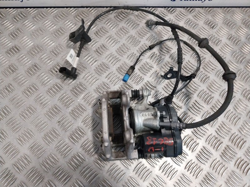 Recambio de pinza freno trasera derecha para bmw 2 active tourer (u06) 220i mild hybrid referencia OEM IAM 689106602  