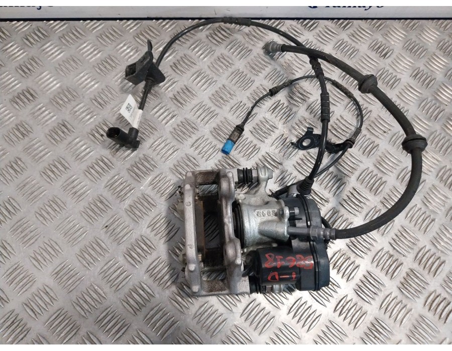 Recambio de pinza freno trasera derecha para bmw 2 active tourer (u06) 220i mild hybrid referencia OEM IAM 689106602  