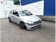 opel corsa c (x01) del año 2001