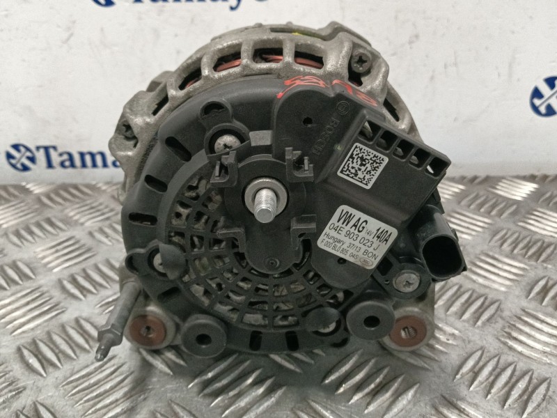 Recambio de alternador para volkswagen golf vii lim. referencia OEM IAM 04E903023  