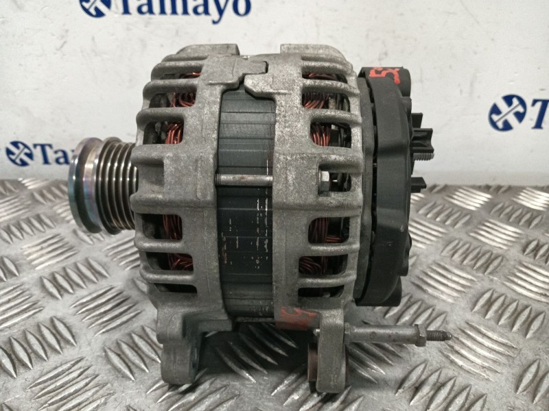 Recambio de alternador para volkswagen golf vii lim. referencia OEM IAM 04E903023  