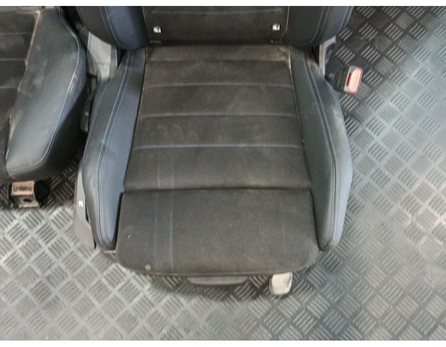Recambio de juego asientos completo para bmw 2 active tourer (u06) 220i mild hybrid referencia OEM IAM   