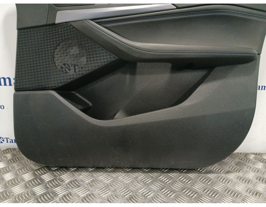 Recambio de guarnecido puerta delantera derecha para bmw 2 active tourer (u06) 220i mild hybrid referencia OEM IAM 20466710  