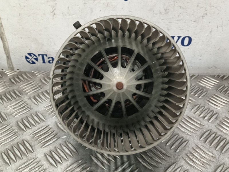 Recambio de motor calefaccion para mercedes-benz sprinterii caja cerrada (desde 01.06) referencia OEM IAM E7169  