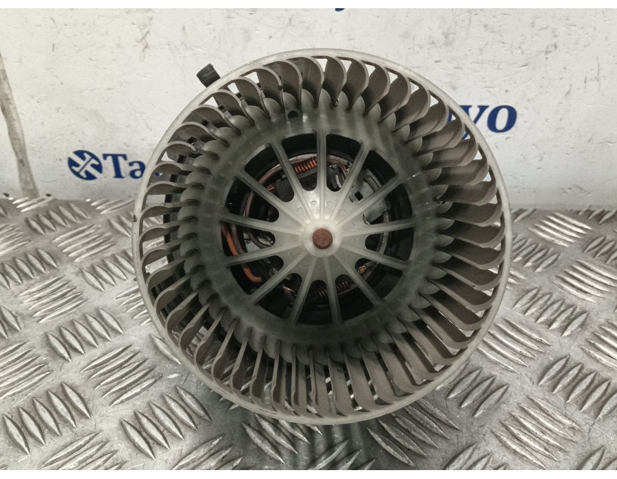Recambio de motor calefaccion para mercedes-benz sprinterii caja cerrada (desde 01.06) referencia OEM IAM E7169  