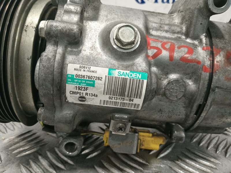 Recambio de compresor aire acondicionado para mini mini clubman (r55) cooper d referencia OEM IAM 921317504 CMP01R134A SD6V12