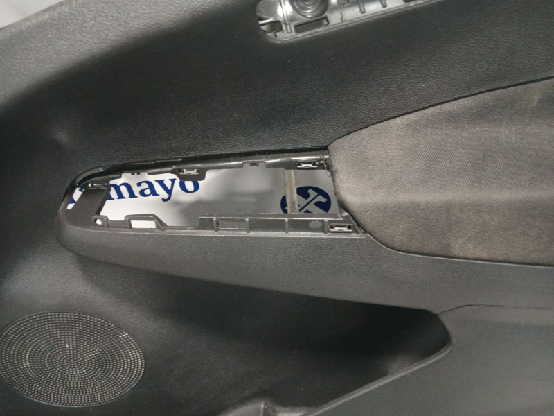 Recambio de guarnecido puerta delantera derecha para ford transit courier b460 furgoneta/monovolumen 1.5 tdci referencia OEM IAM