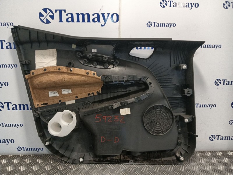Recambio de guarnecido puerta delantera derecha para ford transit courier b460 furgoneta/monovolumen 1.5 tdci referencia OEM IAM