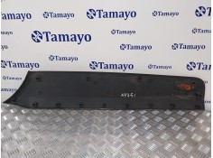 Recambio de moldura para mercedes-benz sprinter 02.00  caja cerrada referencia OEM IAM A9066901962   2