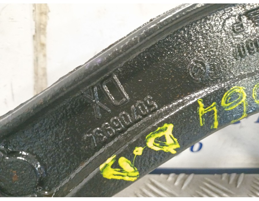 Recambio de brazo suspension inferior delantero derecho para fiat ducato caja cerrada 33 (06.2006 =>) 2.2 jtd cat referencia OEM