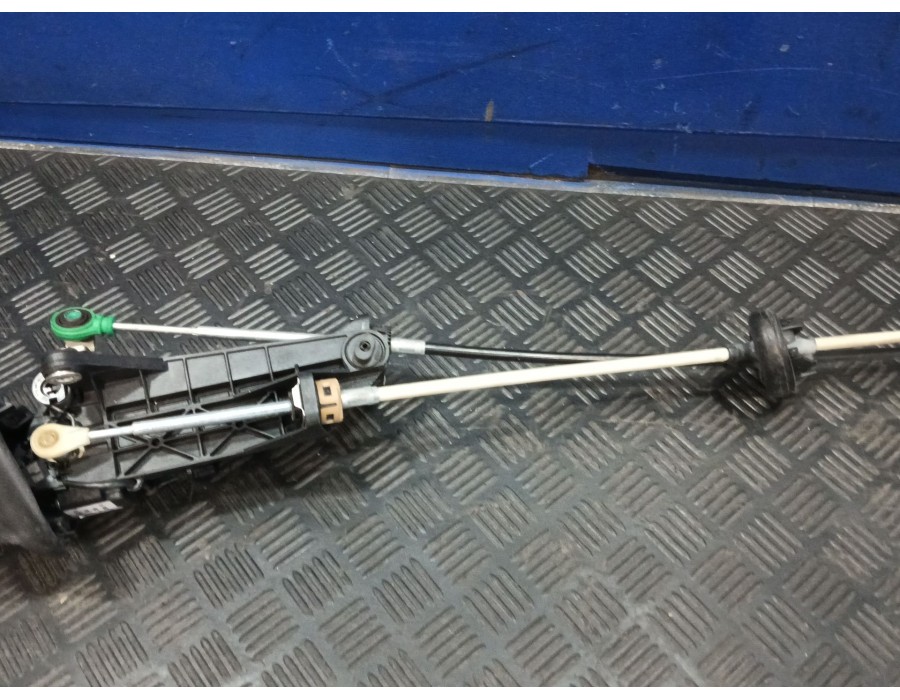 Recambio de palanca cambio para mercedes-benz sprinterii caja cerrada (desde 01.06) referencia OEM IAM A9062603309  2E1711101B
