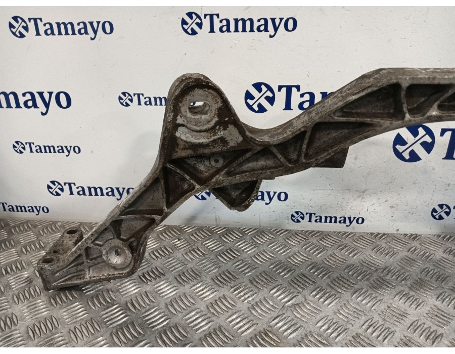 Recambio de soporte brazo suspension trasero derecho para porsche 928 4.5 referencia OEM IAM 92833113112  30281008001