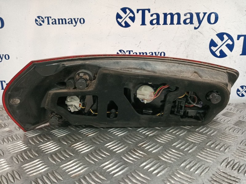Recambio de piloto trasero derecho para citroën c4 picasso ii 1.6 bluehdi 120 referencia OEM IAM 9676120680  
