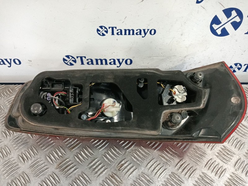 Recambio de piloto trasero derecho para citroën c4 picasso ii 1.6 bluehdi 120 referencia OEM IAM 9676120680  