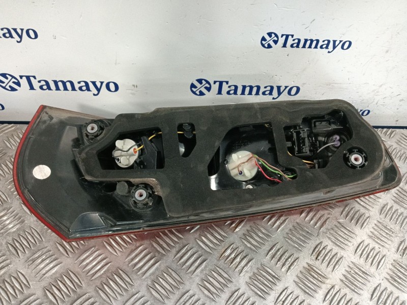 Recambio de piloto trasero derecho para citroën c4 picasso ii 1.6 bluehdi 120 referencia OEM IAM 9676120680  