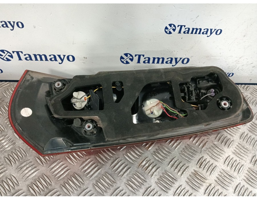 Recambio de piloto trasero derecho para citroën c4 picasso ii 1.6 bluehdi 120 referencia OEM IAM 9676120680  