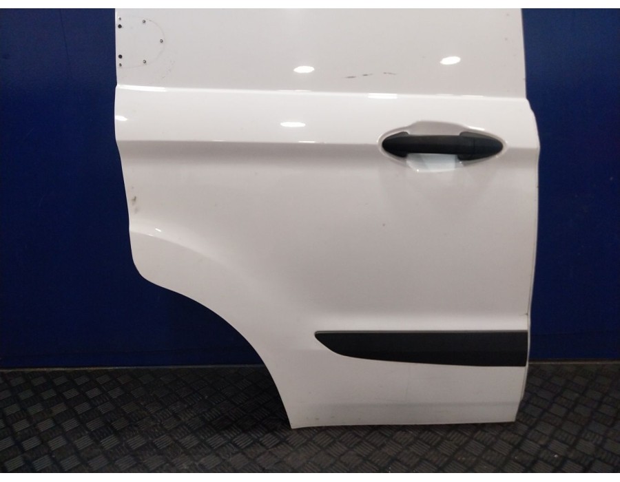 Recambio de puerta trasera derecha para ford transit courier b460 furgoneta/monovolumen 1.5 tdci referencia OEM IAM   