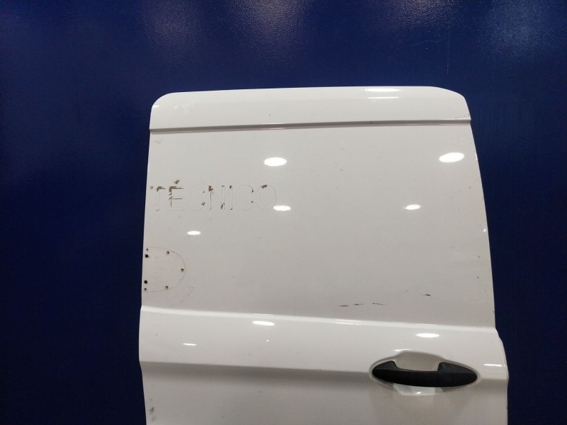 Recambio de puerta trasera derecha para ford transit courier b460 furgoneta/monovolumen 1.5 tdci referencia OEM IAM   