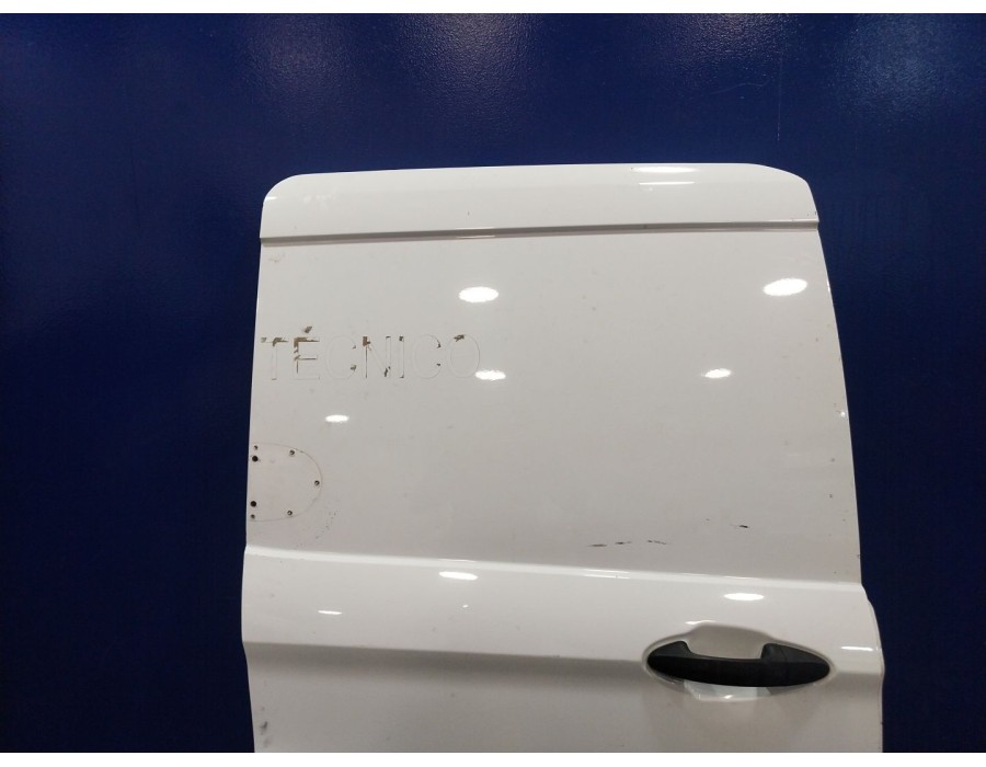 Recambio de puerta trasera derecha para ford transit courier b460 furgoneta/monovolumen 1.5 tdci referencia OEM IAM   
