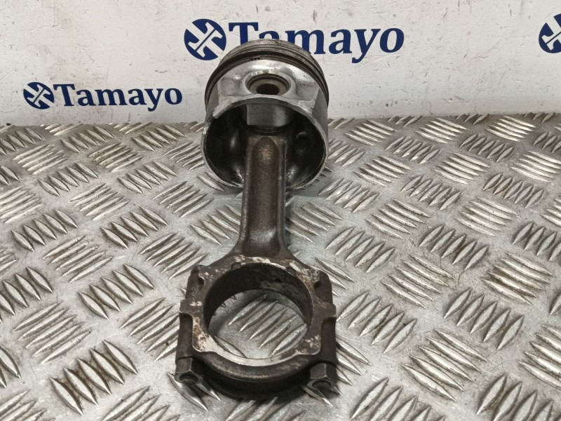 Recambio de piston para mercedes-benz sprinter (w901,w904) caja cerr. 208 d (901.3/902.361-362) referencia OEM IAM 601943  