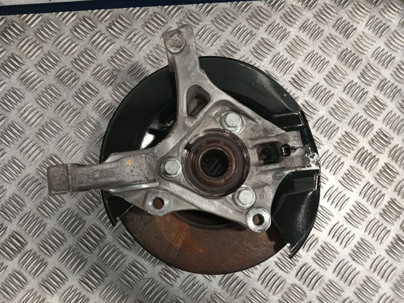 Recambio de mangueta delantera derecha para opel astra j sports tourer (p10) 2.0 cdti (35) referencia OEM IAM   