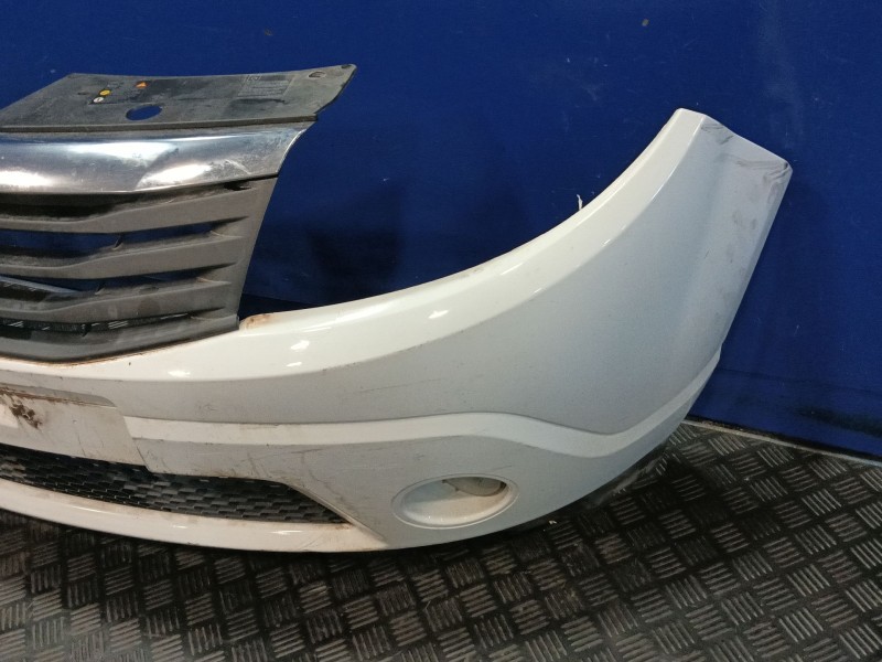 Recambio de paragolpes delantero para dacia sandero 1.2 16v referencia OEM IAM   