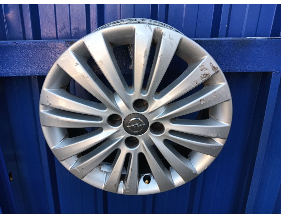 Recambio de llanta para opel insignia a (g09) 2.0 cdti (68) referencia OEM IAM 13313796  