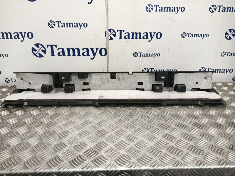 Recambio de molduras traseras para bmw 2 active tourer (u06) 220i mild hybrid referencia OEM IAM 51477952336 7952337 7952336