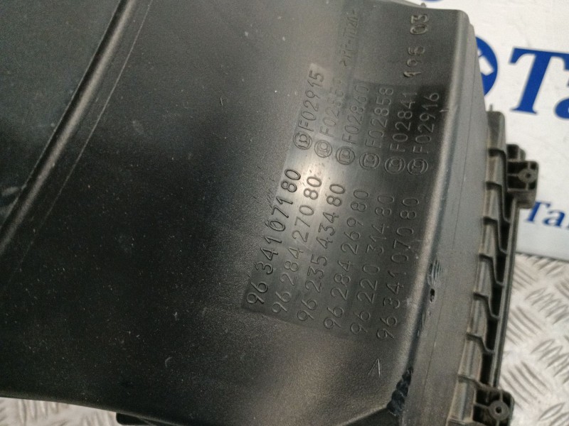 Recambio de carcasa filtro aire para peugeot 206 hatchback (2a/c) 2.0 hdi 90 referencia OEM IAM 9634107180  9628336380