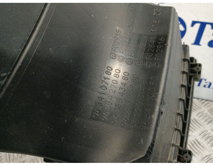Recambio de carcasa filtro aire para peugeot 206 hatchback (2a/c) 2.0 hdi 90 referencia OEM IAM 9634107180  9628336380