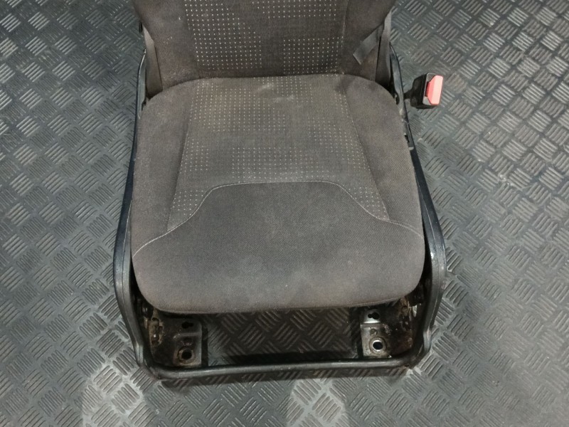 Recambio de asiento delantero derecho para ford transit courier b460 furgoneta/monovolumen 1.5 tdci referencia OEM IAM   