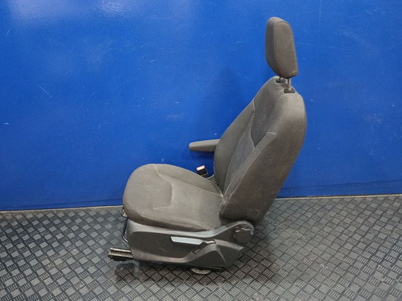 Recambio de asiento delantero izquierdo para ford transit courier b460 furgoneta/monovolumen 1.5 tdci referencia OEM IAM   