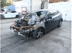 volvo v40 hatchback (525) del año 2016 2