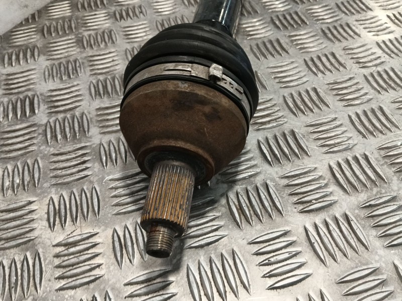 Recambio de transmision delantera derecha para seat ibiza (6j5) referencia OEM IAM 6R040762A  
