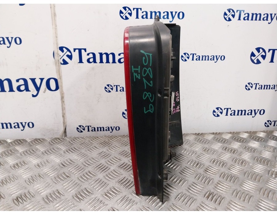 Recambio de piloto trasero izquierdo para mercedes-benz vito (w638) caja cerrada 2.1 cc referencia OEM IAM 6388201264  