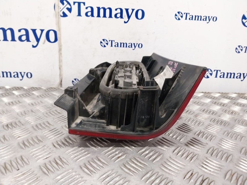 Recambio de piloto trasero izquierdo para mercedes-benz vito (w638) caja cerrada 2.1 cc referencia OEM IAM 6388201264  