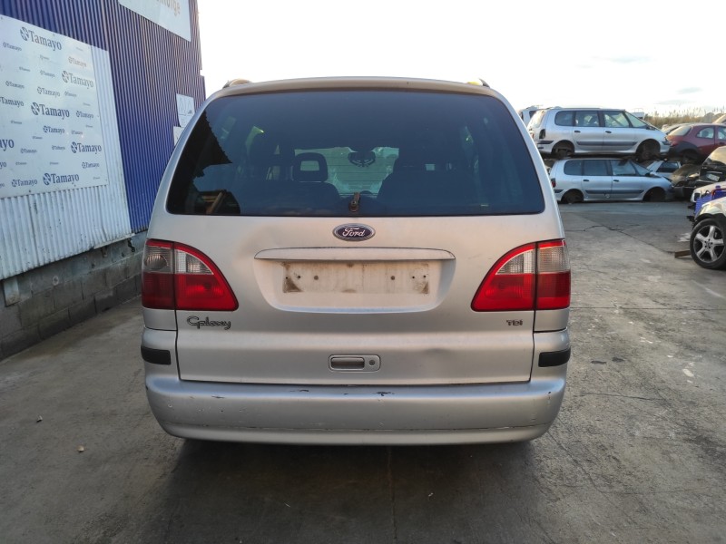 ford galaxy (vy) del año 2003